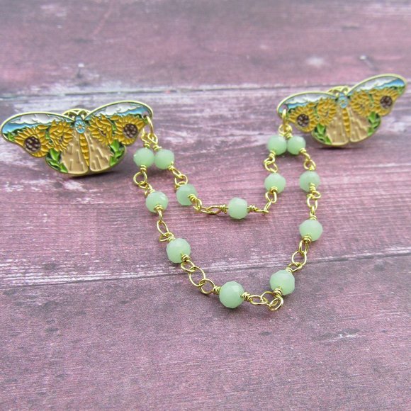 Sunflower Butterfly Moth Retro Inspired 1950s Pinup Cape Clip Sweater Clips - Picture 1 of 6